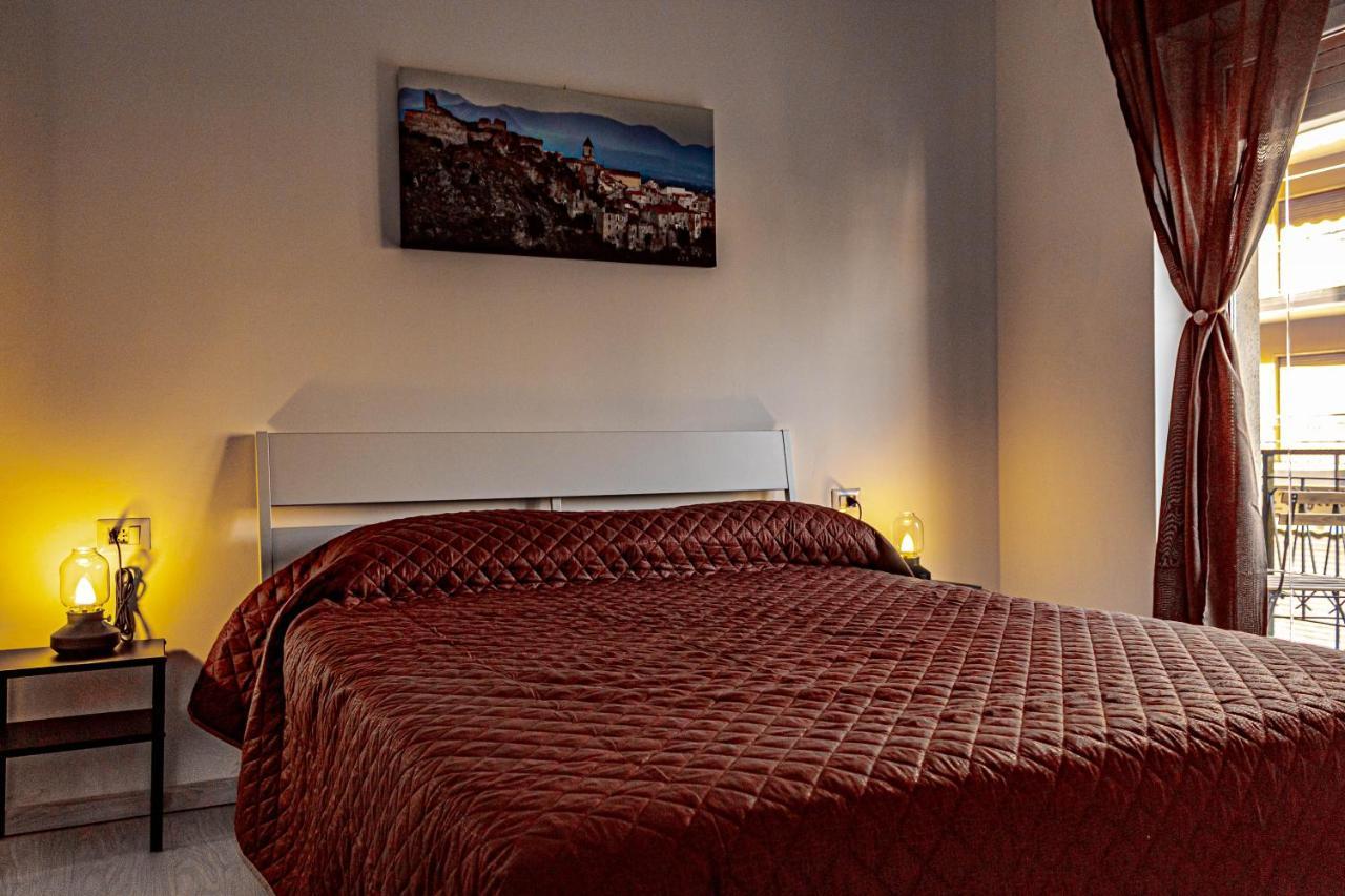 Bed End Breakfast Mediterraneo Bed and Breakfast Scalea Esterno foto